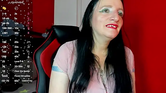 Snapshot of Andrefoxx_ chatting on 7, 10, 2025 Andrefoxx  online show from 7, 10, 2025