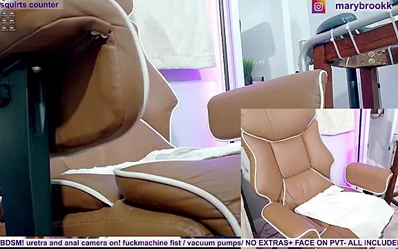 Snapshot of MaryBrook1 chatting on 16, 4, 2026 MaryBrook1 online show from 16, 4, 2026