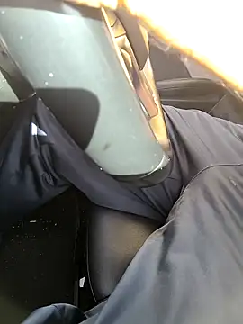 parejamlga58 online show from 11, 11, 2025