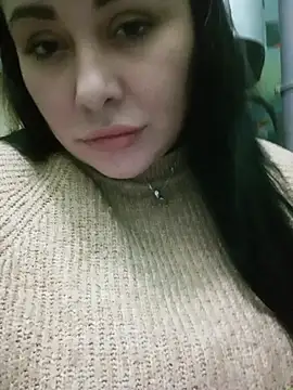 Snapshot of DaisyStreet chatting on 2, 1, 2025 DaisyStreet online show from 2, 1, 2025
