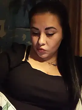 Snapshot of DaisyStreet chatting on 3, 2, 2025 DaisyStreet online show from 3, 2, 2025