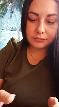 Snapshot of DaisyStreet chatting on 10, 10, 2025 DaisyStreet online show from 10, 10, 2025