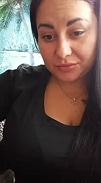 Snapshot of DaisyStreet chatting on 11, 10, 2025 DaisyStreet online show from 11, 10, 2025