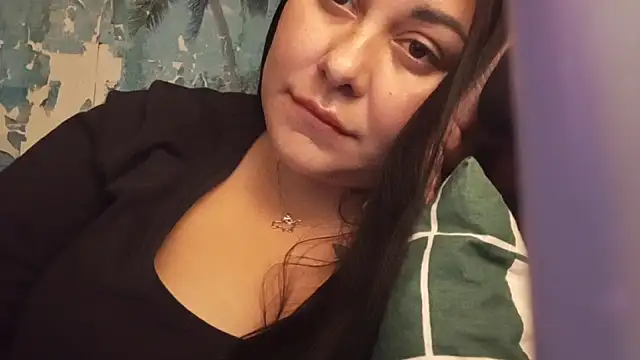 Snapshot of DaisyStreet chatting on 11, 10, 2025 DaisyStreet online show from 11, 10, 2025