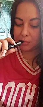 Snapshot of DaisyStreet chatting on 14, 10, 2025 DaisyStreet online show from 14, 10, 2025