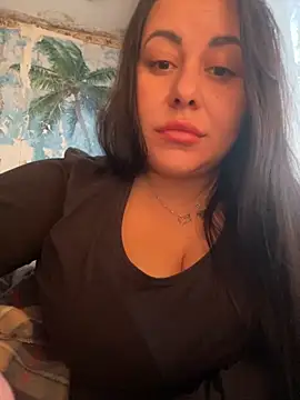 Snapshot of DaisyStreet chatting on 1, 11, 2025 DaisyStreet online show from 1, 11, 2025