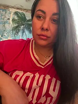 Snapshot of DaisyStreet chatting on 5, 11, 2025 DaisyStreet online show from 5, 11, 2025