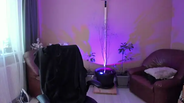 KaylaLaine online show from 15, 5, 2026