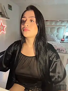 Snapshot of lucianaroy chatting on 7, 2, 2026 lucianaroy online show from 7, 2, 2026