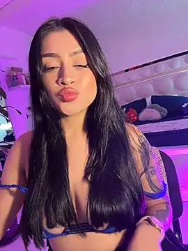 Snapshot of lucianaroy chatting on 22, 2, 2026 lucianaroy online show from 22, 2, 2026