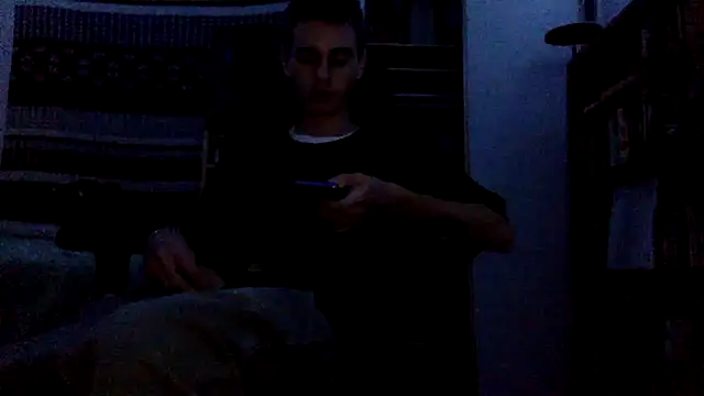 Snapshot of spicylaboi chatting on 31, 10, 2025 spicylaboi online show from 31, 10, 2025