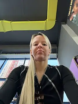 LikaCat online show from 16, 12, 2025