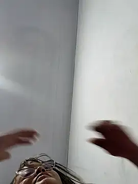 lucyy06 online show from 26, 5, 2026