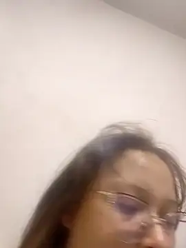 Snapshot of lucyy06 chatting on 12, 7, 2026 lucyy06 online show from 12, 7, 2026