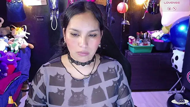 Snapshot of kureiji_hentaii chatting on 2, 4, 2026 kureiji hentaii online show from 2, 4, 2026