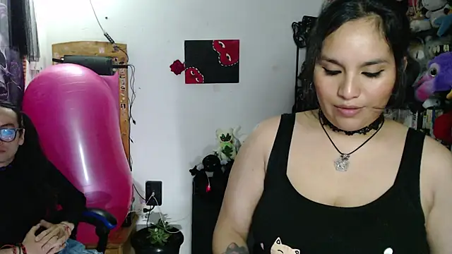 Snapshot of kureiji_hentaii chatting on 10, 7, 2026 kureiji hentaii online show from 10, 7, 2026