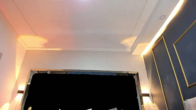 Snapshot of NikkySmiith chatting on 22, 2, 2025 NikkySmiith online show from 22, 2, 2025