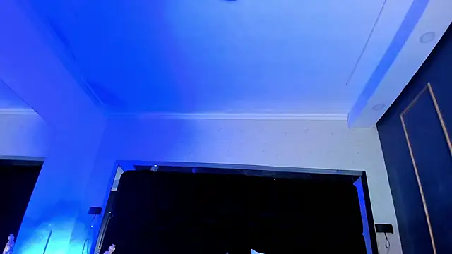Snapshot of NikkySmiith chatting on 27, 2, 2025 NikkySmiith online show from 27, 2, 2025
