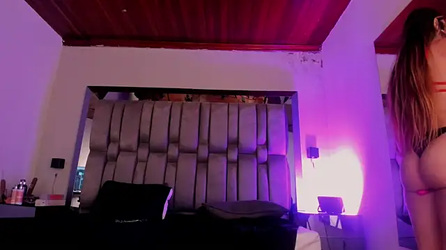 Snapshot of NikkySmiith chatting on 11, 5, 2026 NikkySmiith online show from 11, 5, 2026