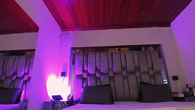 Snapshot of NikkySmiith chatting on 19, 5, 2026 NikkySmiith online show from 19, 5, 2026