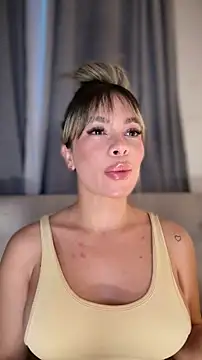 Alison Diaz17 online show from 18, 2, 2026