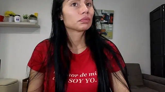 Alondra fetish online show from 29, 4, 2026