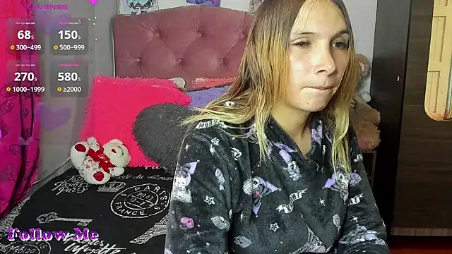 Tiffany bunny2023 online show from 16, 11, 2025