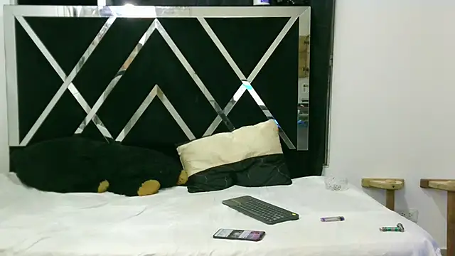 jessi aston online show from 5, 1, 2025