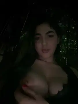MarianaBenz online show from 10, 1, 2025