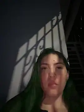 MarianaBenz online show from 24, 1, 2025