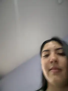 MarianaBenz online show from 28, 1, 2025