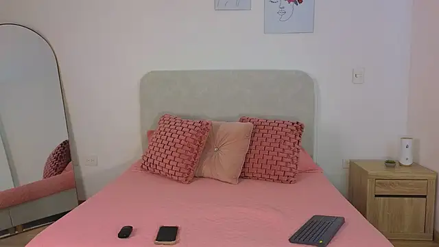 Snapshot of KristennBlue chatting on 14, 1, 2026 KristennBlue online show from 14, 1, 2026