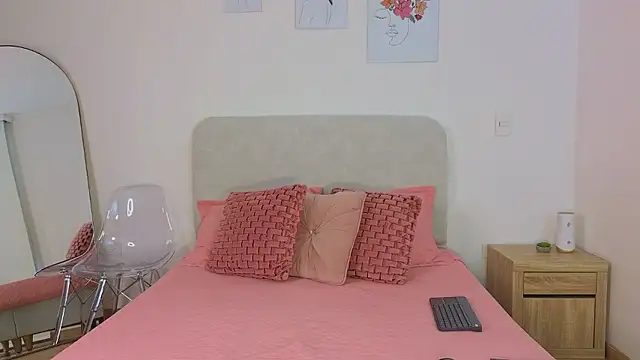 Snapshot of KristennBlue chatting on 18, 1, 2026 KristennBlue online show from 18, 1, 2026