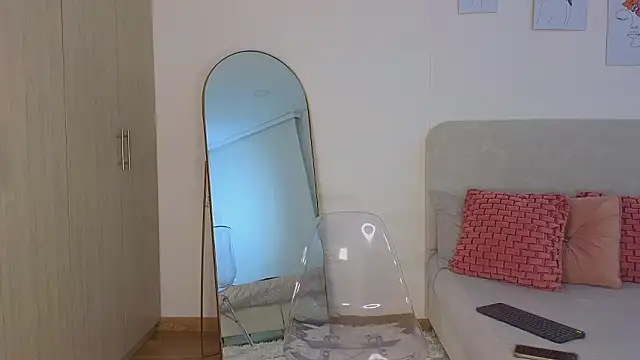 Snapshot of KristennBlue chatting on 21, 2, 2026 KristennBlue online show from 21, 2, 2026