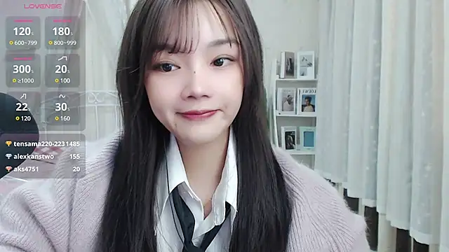 Jenny-Z online show from 4, 3, 2025