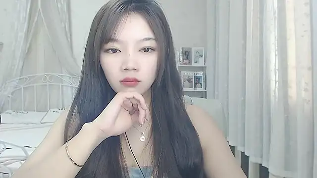 Snapshot of Jenny-Z chatting on 15, 10, 2025 Jenny-Z online show from 15, 10, 2025