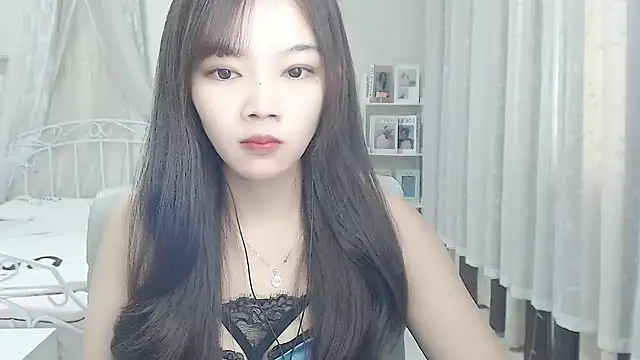 Snapshot of Jenny-Z chatting on 16, 10, 2025 Jenny-Z online show from 16, 10, 2025