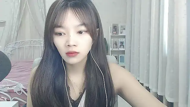 Snapshot of Jenny-Z chatting on 29, 11, 2025 Jenny-Z online show from 29, 11, 2025