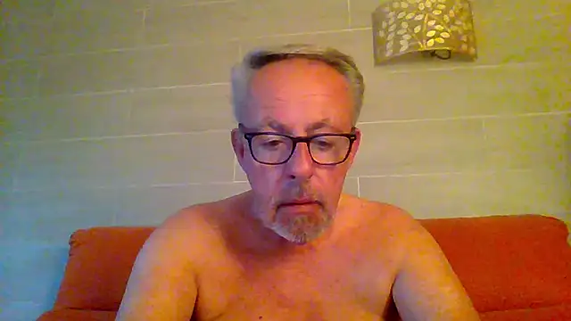 tuggy59 online show from 26, 5, 2026