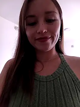 Snapshot of marena_saenz chatting on 28, 10, 2025 marena saenz online show from 28, 10, 2025