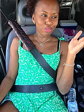 Jeniffer Jarvis online show from 3, 10, 2025