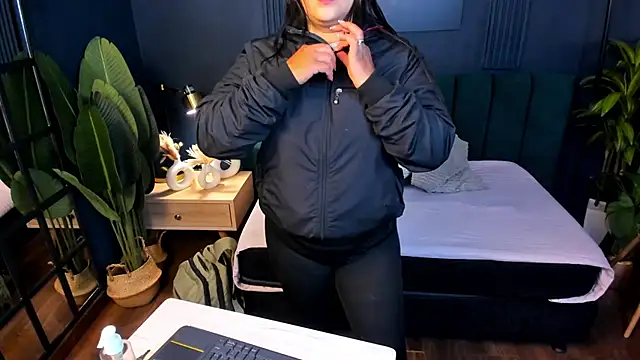 taylor bennet online show from 10, 2, 2025