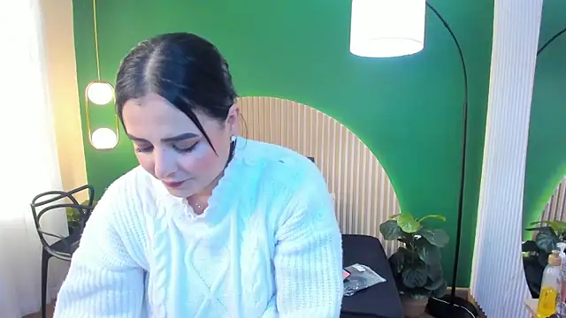 taylor bennet online show from 18, 12, 2025