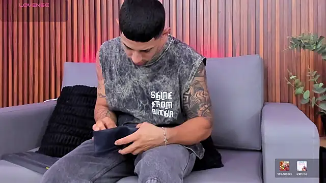 Snapshot of Alex_cute77 chatting on 10, 3, 2026 Alex cute77 online show from 10, 3, 2026