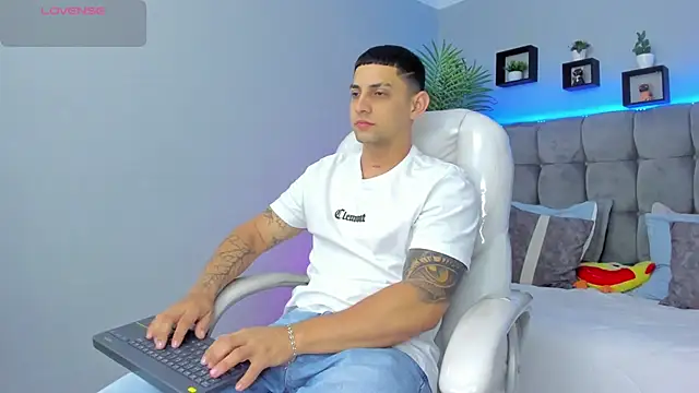 Alex cute77 online show from 16, 5, 2026