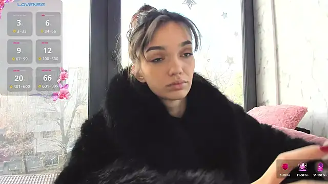 Snapshot of Sassy_Teen chatting on 12, 12, 2024 Sassy Teen online show from 12, 12, 2024