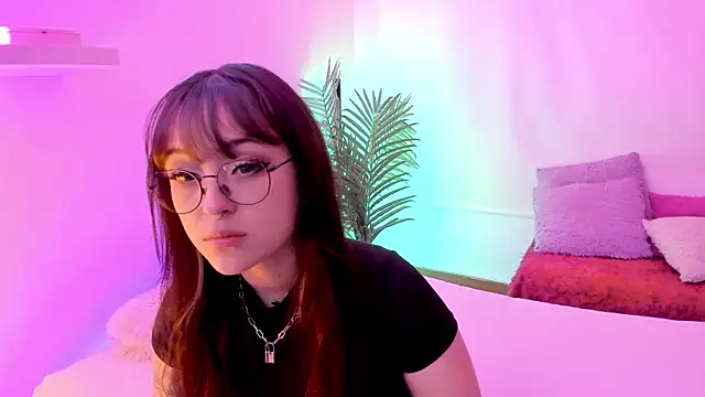 Gloomydoll online show from 18, 11, 2025