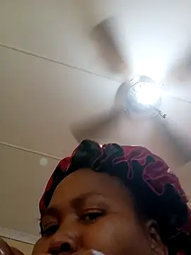 Real1SweetQueen online show from 24, 1, 2025
