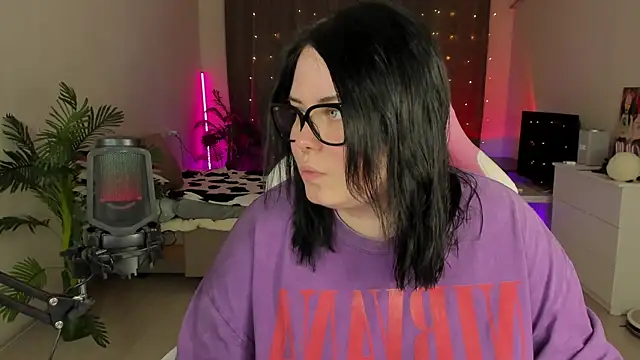 Akemi BBW online show from 10, 10, 2025