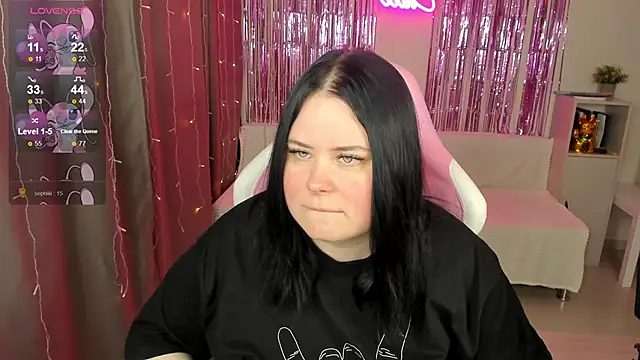Snapshot of Akemi_BBW chatting on 30, 4, 2026 Akemi BBW online show from 30, 4, 2026